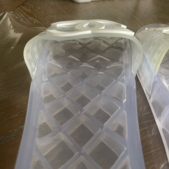 CHANEL CLEAR CC LOGO SLIDES - size 39-40 - Picture 12 of 15
